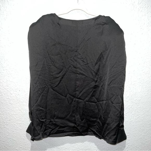 Eloquii Draped Shoulder V-Neck Blouse - Picture 4 of 7